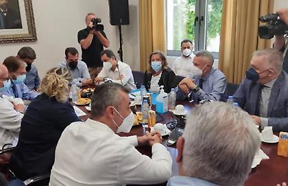 Πλεύρης: Όχι σε μέτρα το καλοκαίρι, από τον Σεπτέμβριο βλέπουμε