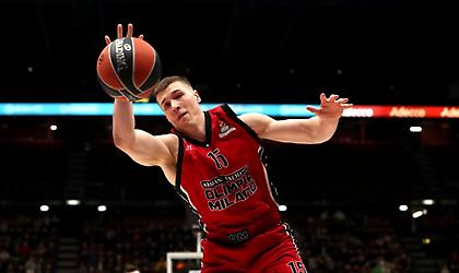 Παρελθόν και ο Ταρζούσκι από Αρμάνι Μιλάνο