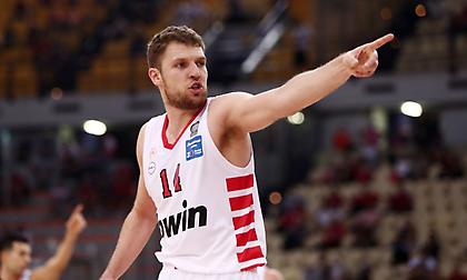 Βεζένκοφ: «Χαίρομαι για το ενδιαφέρον των Κινγκς - Σημαντικό να μείνει ο κορμός του Ολυμπιακού»