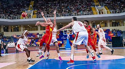 «Έσπασε» το αήττητο της Ισπανίας η Γεωργία του Ζούρου!