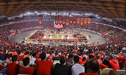 Κοντά στις 1.000 ανανεώσεις στα «ερυθρόλευκα» διαρκείας