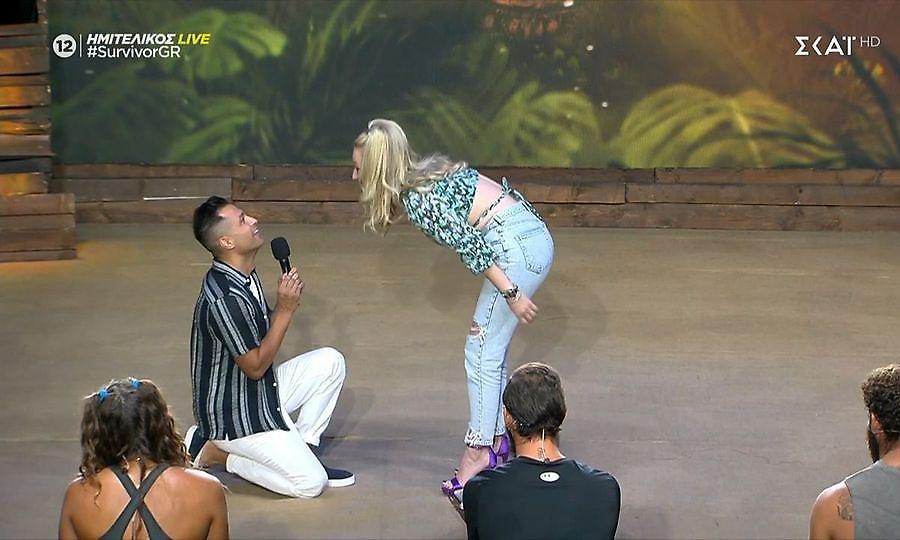 Survivor: Ο Γιάννης Τσολάκης έκανε πρόταση γάμου στην κοπέλα του!