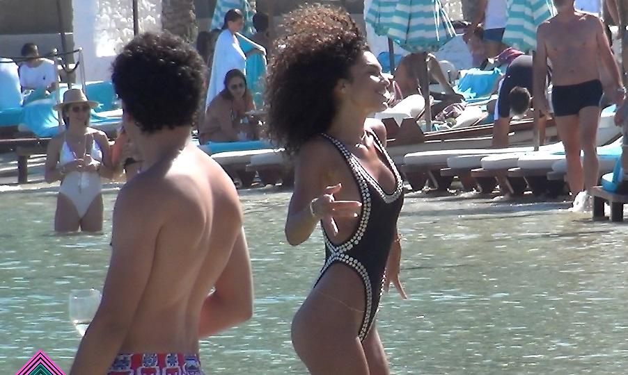 Ο σέξι χορός της Ζεσικά Αϊντί Βεράτι στη Μύκονο