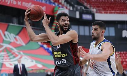 Πρόταση της Μπασκόνια στον Ντάριους Τόμπσον