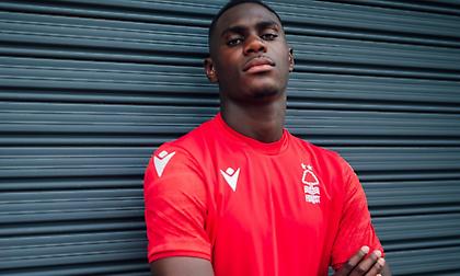 Και επίσημα Νιακατέ στη Νότιγχαμ Φόρεστ