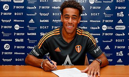 Ανακοίνωσε Τάιλερ Άνταμς η Λιντς