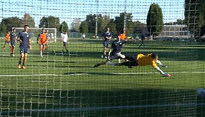 «Είναι σαν να μην έφυγε ποτέ»: Ο Λουκάκου τα… παστελώνει στην προπόνηση