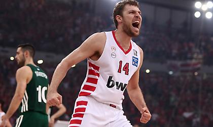 Βεζένκοφ: «Αφήνουμε πίσω μας την περασμένη πολύ όμορφη σεζόν και ετοιμαζόμαστε για την επόμενη»