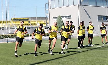 Τσακίρης: «Προχωρημένες συζητήσεις με στόπερ, θέλουν να κλείσει ως τη Δευτέρα - Τι παίζει με Πινέδα»