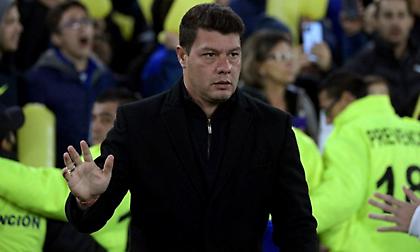 Η Μπόκα Τζούνιορς απέλυσε τον Μπατάλια σε... βενζινάδικο!