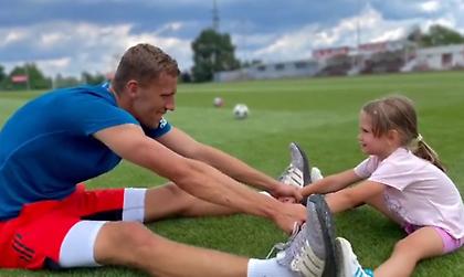 Προπονήθηκαν μαζί και... έκαψαν καρδιές ο Σούτσεκ και η κόρη του