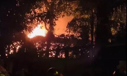 Χάος στη Σρι Λάνκα: Διαδηλωτές πυρπόλησαν στο σπίτι του πρωθυπουργού