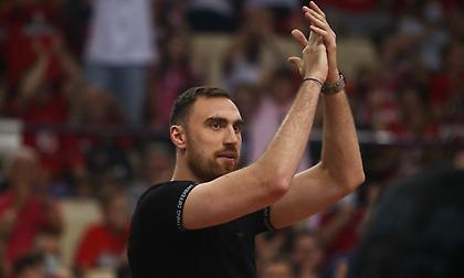 Μιλουτίνοφ στον bwinΣΠΟΡ FM 94,6: «Θα ήθελα μια μέρα να επιστρέψω στον Ολυμπιακό»!