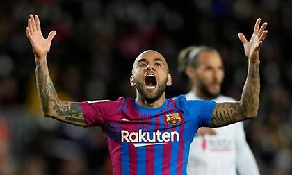 Ντάνι Άλβες: «Η Μπαρτσελόνα δεν νοιάζεται για τους ανθρώπους που έγραψαν ιστορία για τον σύλλογο»