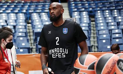 Τέλος από την Εφές και κυκλοφορεί ελεύθερος ο Σίνγκλετον