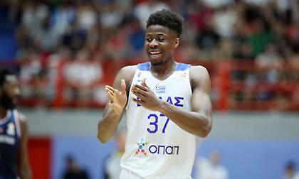 Ζέρβας: «Υπάρχουν δυσκολίες στην υπόθεση του Κώστα Αντετοκούνμπο - Ανοικτό του Βεζένκοφ»