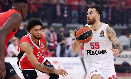 Στη Μονακό για άλλα δύο χρόνια ο Τζέιμς!