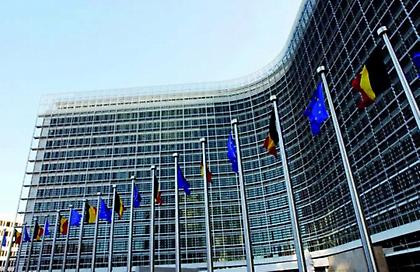Κομισιόν: Σύσταση στην Ελλάδα να διασφαλιστεί νομικά η βελτίωση της προστασίας των δημοσιογράφων