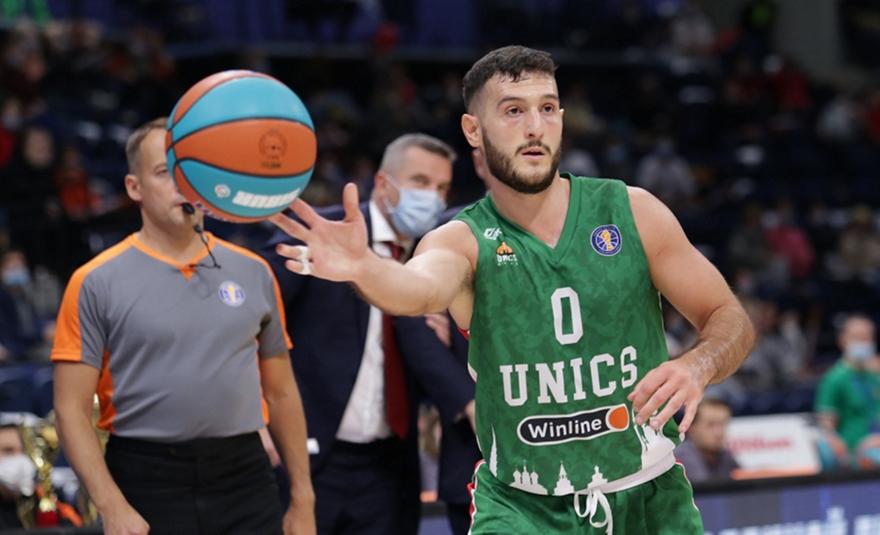 Ούνικς: Αποχαιρέτησε τον Σπίσου