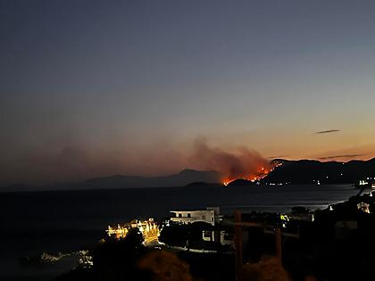 Φωτιά στη Σάμο: Οριοθετήθηκε το μέτωπο