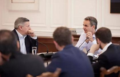 Με τον CEO του Netflix συναντήθηκε ο Κυριάκος Μητσοτάκης