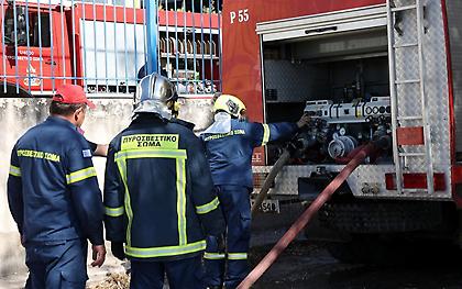 Φωτιά τώρα σε Κουβαρά και Κερατέα