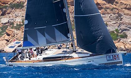 Διάσωση ιστιοπλόου στον αγώνα «AEGEAN 600»