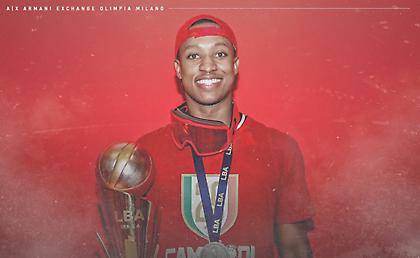 Αρμάνι Μιλάνο: Ανανέωσε με Χολ