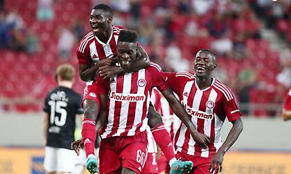 Φερεντσβάρος ή Σλόβαν Μπρατισλάβας για Ολυμπιακό, αν αποκλειστεί από Μακάμπι