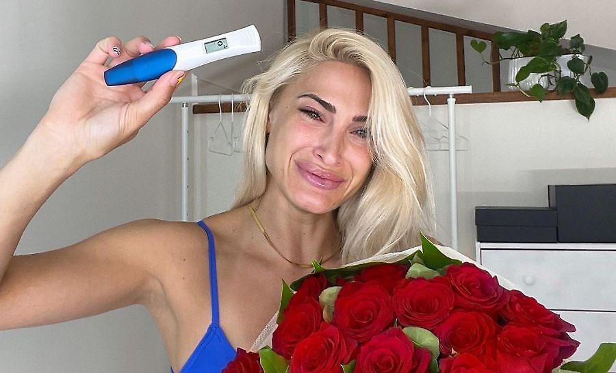 Η Ιωάννα Τούνη ανακοίνωσε ότι είναι έγκυος