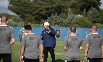 Σαββόπουλος: «Ένα ερωτηματικό μόνο για την 11άδα του Άρη - Πλησιάζει πιο κοντά ο Γκαρθία»