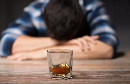 Θεσσαλονίκη: Συνελήφθη άνδρας που πούλησε αλκοόλ σε ανήλικο-Στο νοσοκομείο ο 15χρονος