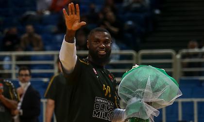 Κλείνει και Μπέντιλ ο Ερυθρός Αστέρας!