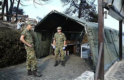 Φωτιά στην Πεντέλη: Σε ετοιμότητα ισχυρές στρατιωτικές δυνάμεις