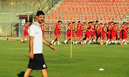 Πρώτη προπόνηση για τον Πανσερραϊκό, αφού παρουσίασε τον Ελευθερόπουλο