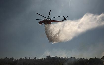 Φωτιά στο Μαρκόπουλο Μεσογαίας