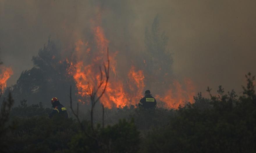 Φωτιά στην Πεντέλη: Βίντεο ντοκουμέντο από πιθανό εμπρησμό