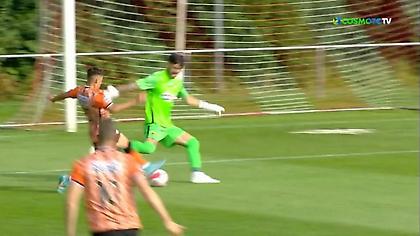 Τραγικό λάθος του Αθανασιάδη και 1-0 η Φόλενταμ την ΑΕΚ