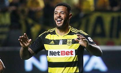 Περήφανη για τον Γκρέι του Άρη η διάσημη σύντροφός του