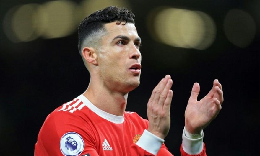 Κριστιάνο: Συζητάει μείωση 30% για να φύγει από Γιουνάιτεντ