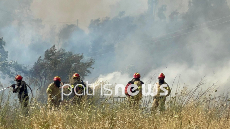 Ηλεία-φωτιά: Εκκενώνονται τα Κρέστενα, ο Γρύλλος, η Φρίξα