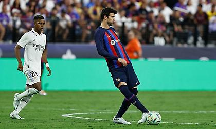 Αποδοκιμασίες για Πικέ και ιαχές «Σακίρα» στο φιλικό Μπαρτσελόνα-Ρεάλ