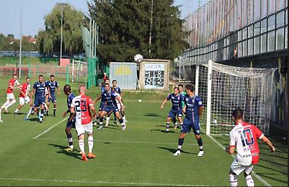 Έφαγε… φιλική τεσσάρα η Σλάβια Πράγας!