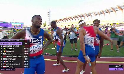 Σάρωσαν σε άνδρες και γυναίκες στα 4x400 οι Αμερικανοί