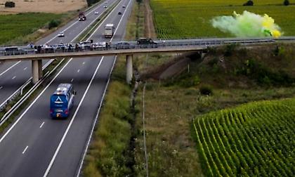 Ξεπροβόδισμα και ντόπες από τους φίλους της Λέφσκι