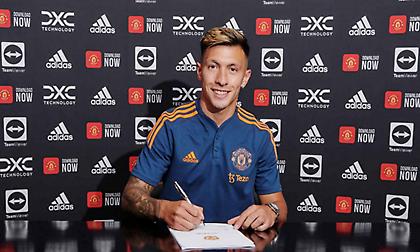 Παίκτης της Μάντσεστερ Γιουνάιτεντ και επίσημα ο Μαρτίνες