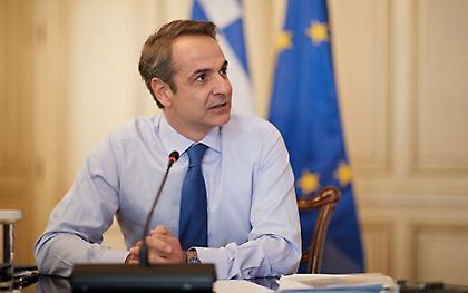 Μητσοτάκης: «Ντροπή για τους... πυροσβέστες της ξαπλώστρας»