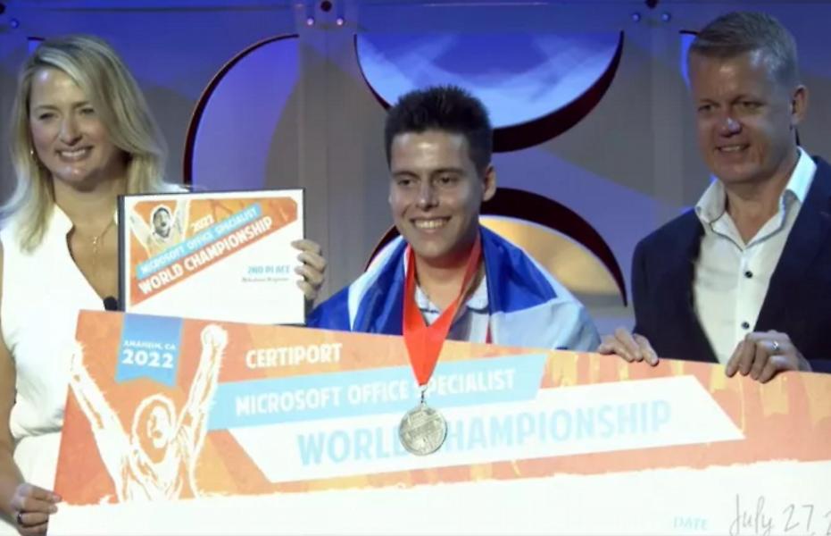 Παγκόσμια διάκριση για μαθητή από την Κρήτη σε διαγωνισμό της Microsoft