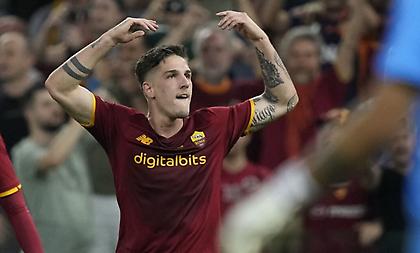 «Μάχη» Τότεναμ-Γιουβέντους για τον Τζανιόλο