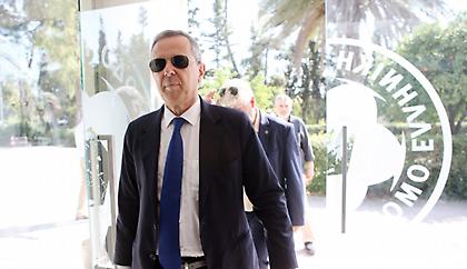 Απάντησε ο Μπαλτάκος σε Super League για τη μείωση του ποσοστού